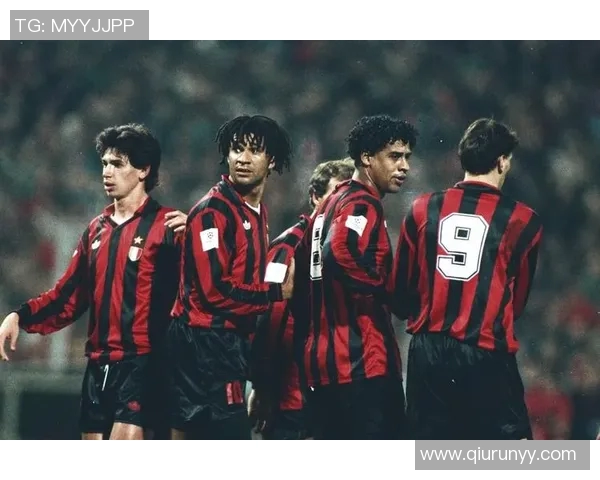 荷兰足球传奇范巴斯滕的辉煌生涯与影响力解析 荷兰足球传奇范巴斯滕的辉煌生涯与影响力解析