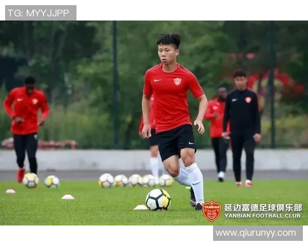 全国锦标赛分析：深圳篮球队展现出色灵活性与战术适应能力