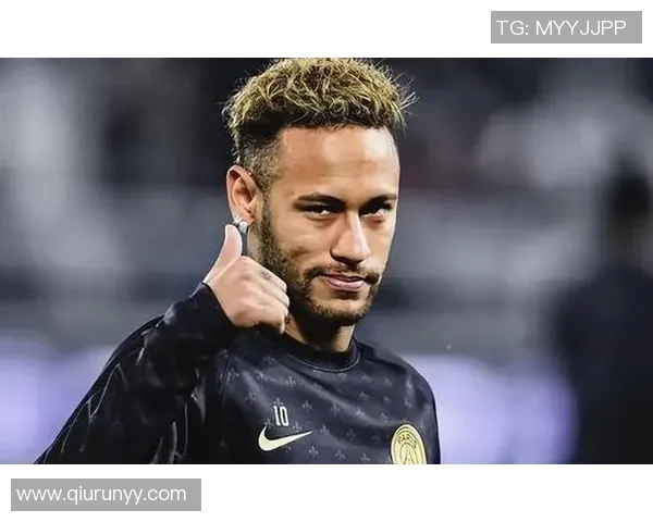 内马尔肌肉训练揭秘足球明星如何塑造完美身材与竞技状态