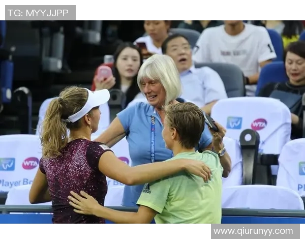 南京网球队与武汉网球队赛后状态分析与复盘总结