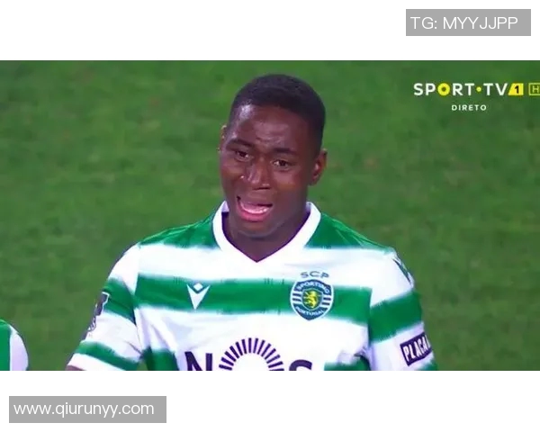 小孩意外收到足球明星亲笔签名礼物感动不已梦想成真